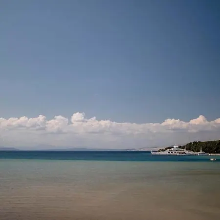 Paradise Gasthuis Lopar