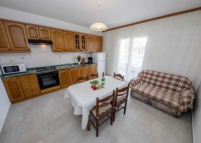 Paradise ゲストハウス ロパール